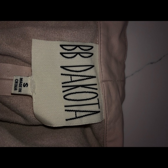 Euc bb Dakota beige/rose color jacket - Picture 4 of 4